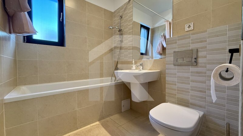 Baneasa, Greenfield, apartament cu gradina, 2 Camere